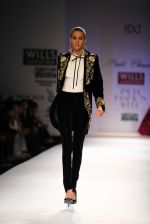 Model walks the ramp for Preeti Chandra, Vineet Bahl at Wills Lifestyle India Fashion Week Autumn Winter 2012 Day 1 on 15th Feb 2012 (37).JPG